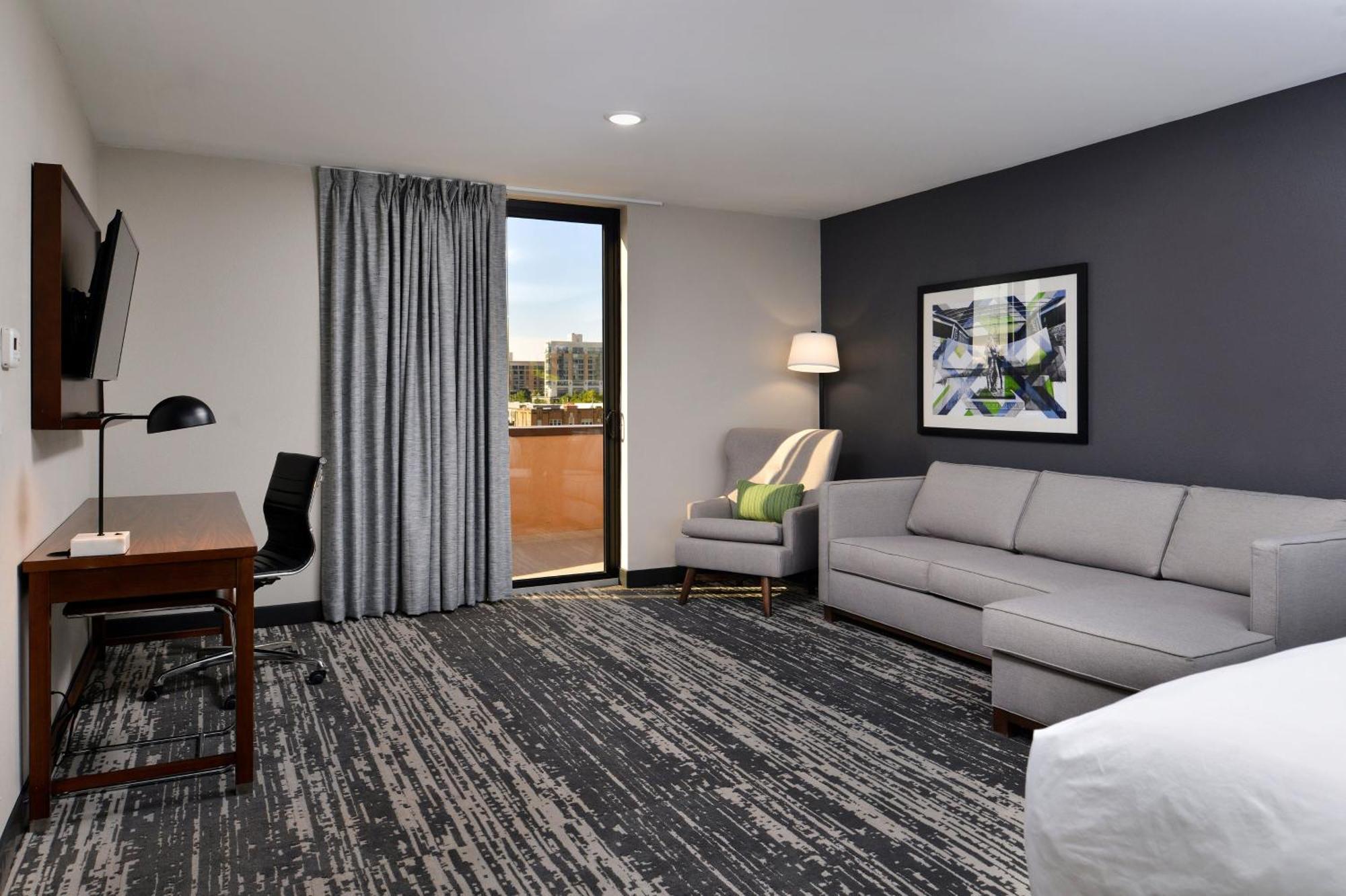 Four Points By Sheraton Omaha Midtown Exterior foto